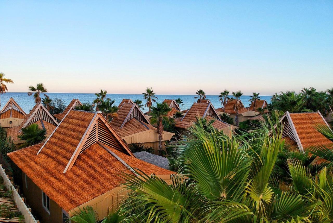 ホテル Toison D'Or ラマチュエル エクステリア 写真 View of the resort