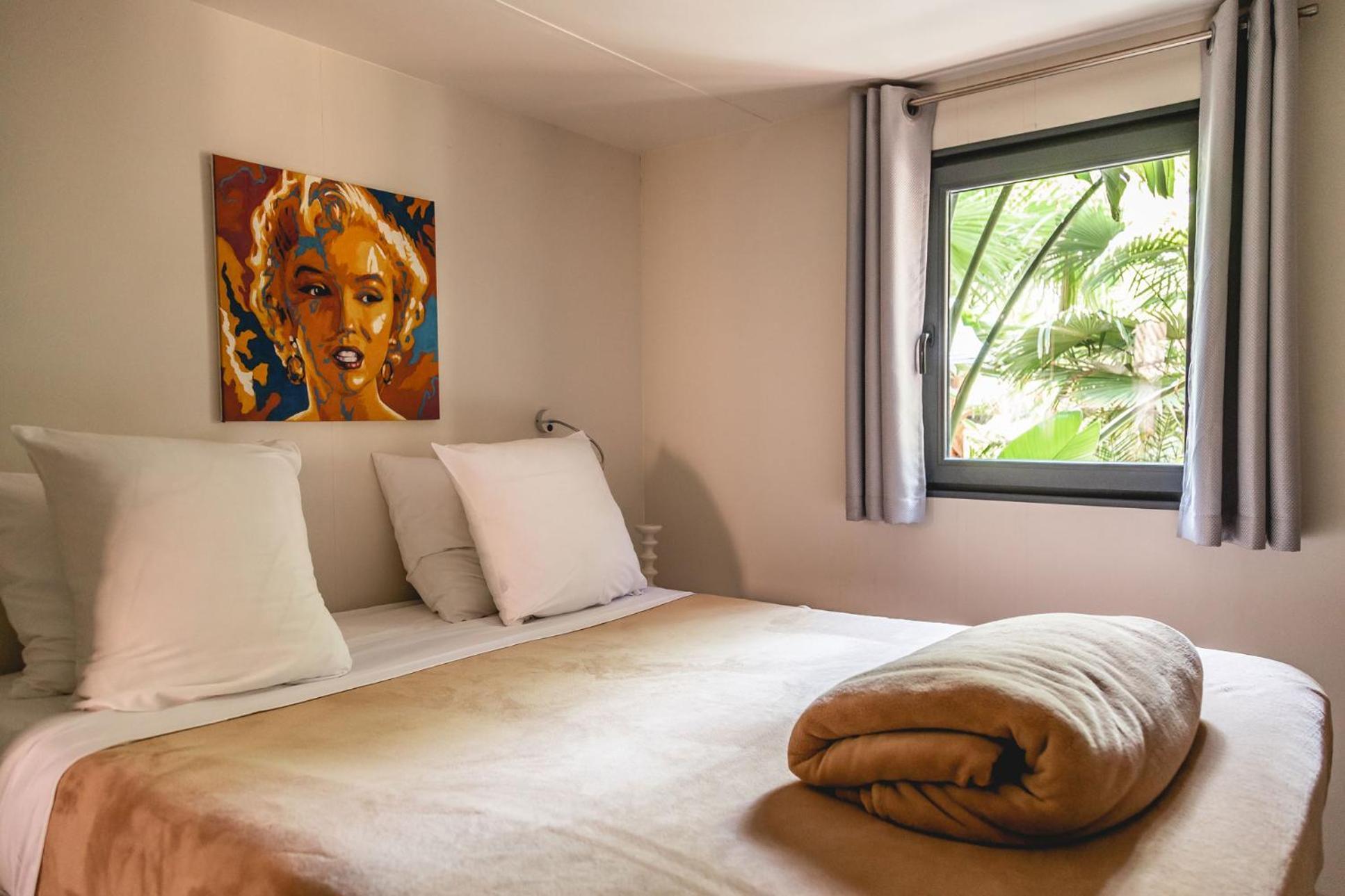 ホテル Toison D'Or ラマチュエル 部屋 写真 A bedroom at the hotel