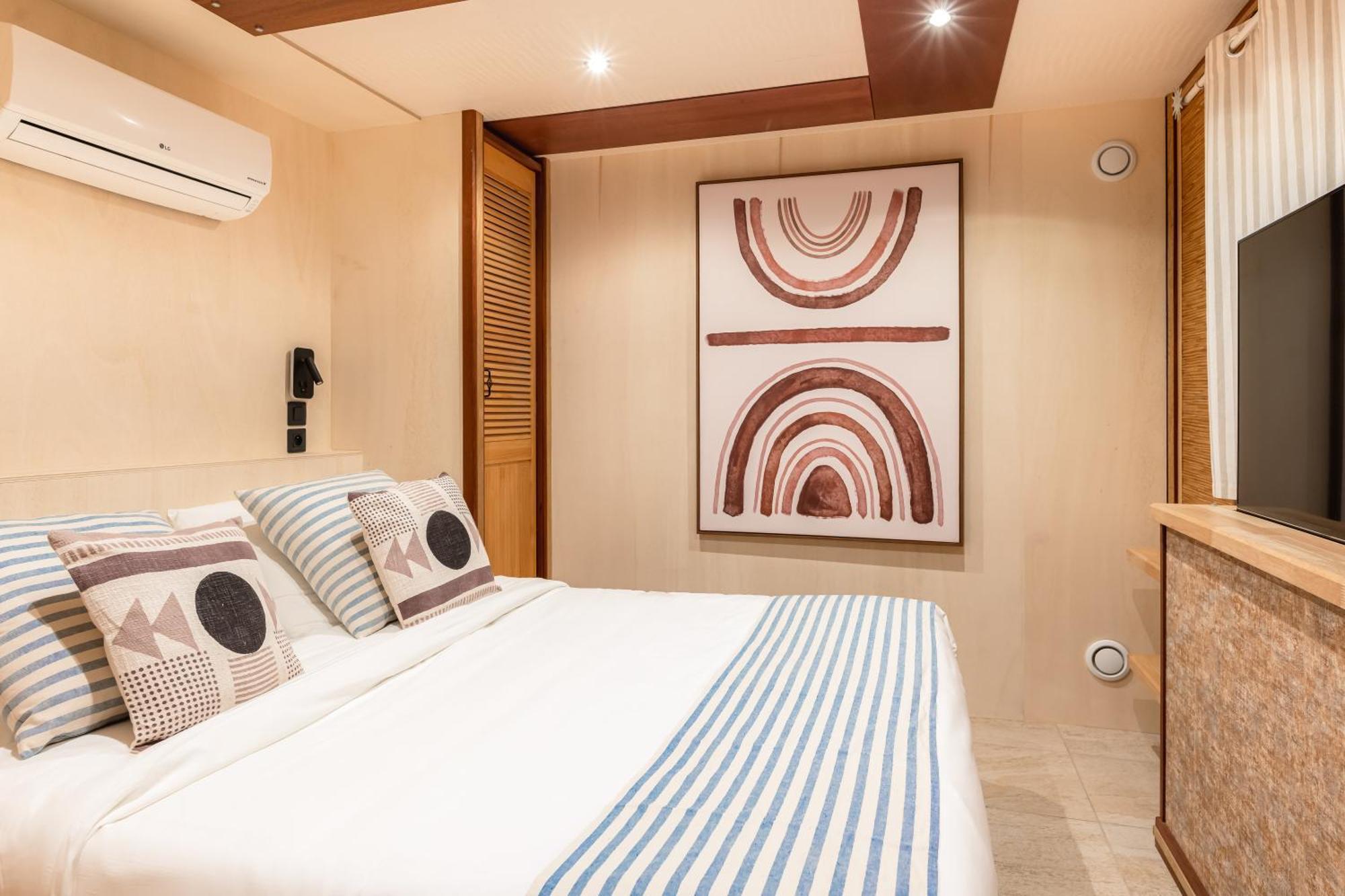 ホテル Toison D'Or ラマチュエル 部屋 写真 A bedroom in the resort