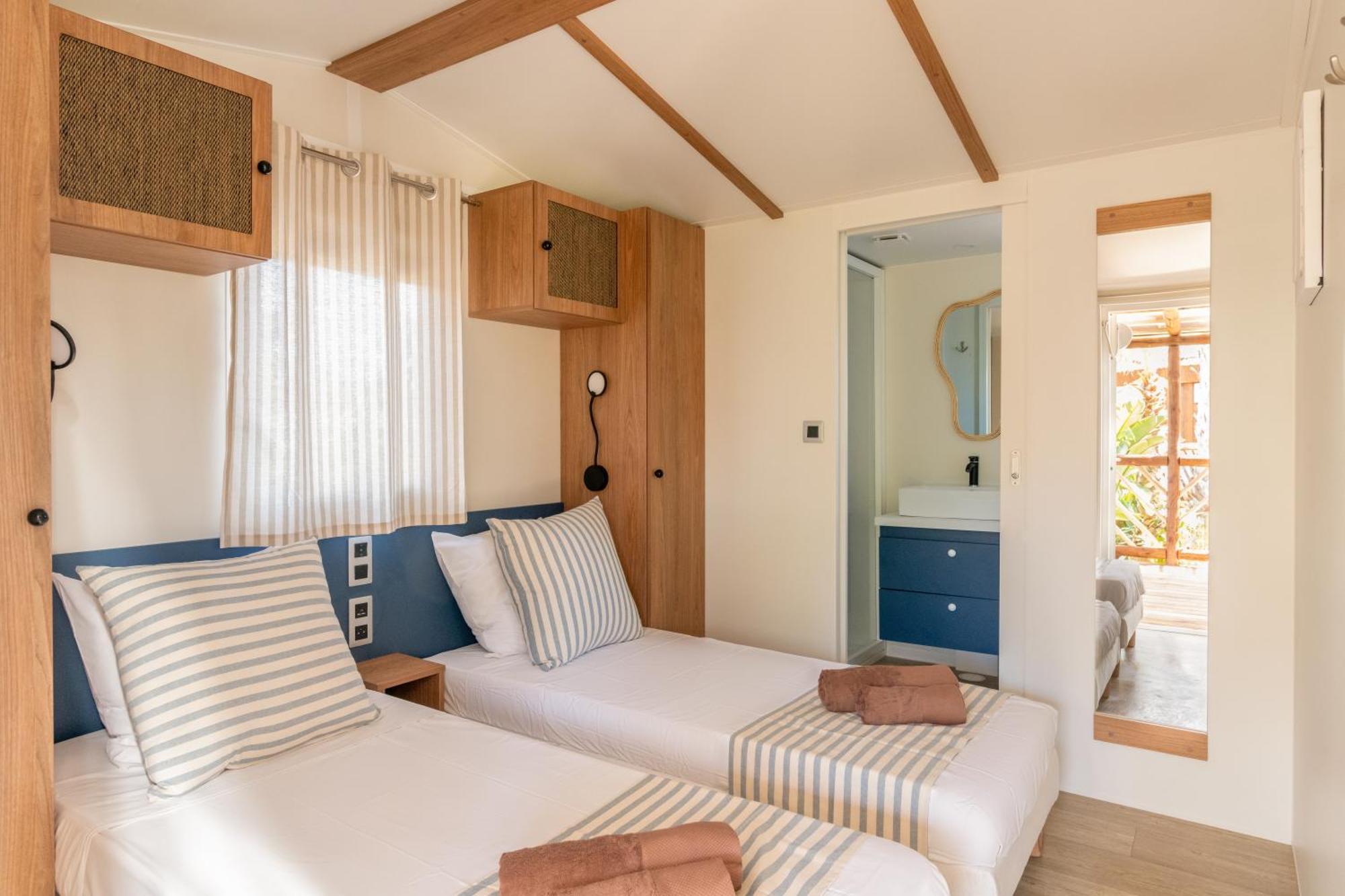 ホテル Toison D'Or ラマチュエル 部屋 写真 Deluxe room with private pool